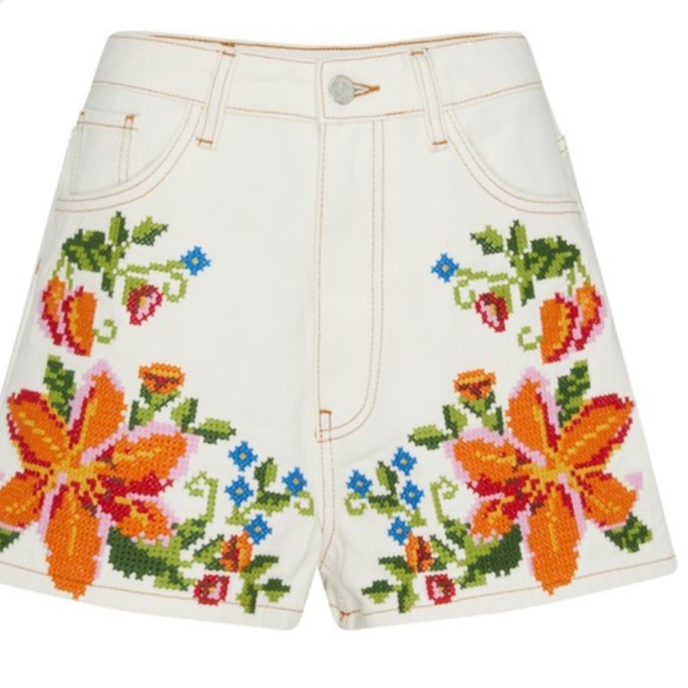 Farm rio floral twill shorts size medium